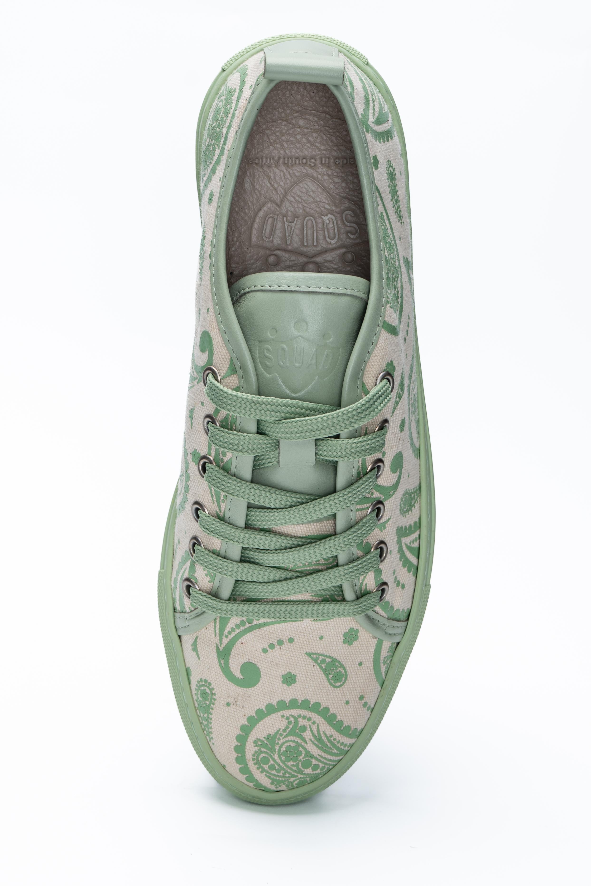 Festro Green Paisley